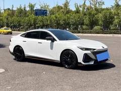 2023 Changan UNI-V 1.5T Sport, белый — фото 2