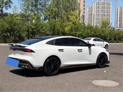 2023 Changan UNI-V 1.5T Sport, белый — фото 3