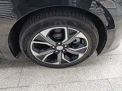 2023 Hongqi E-QM5, чёрный — фото 12