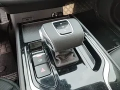 2023 Hongqi E-QM5, чёрный — фото 19