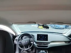 2023 Hongqi E-QM5, чёрный — фото 23