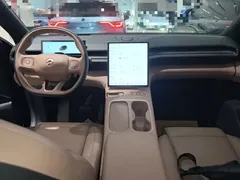 2023 Nio ES6 75kWh, чёрный — фото 10
