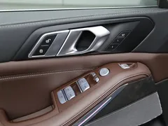 2022 BMW X5 30Li M, чёрный — фото 12