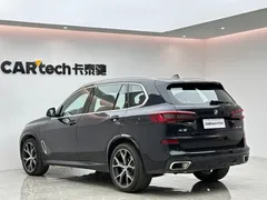 2022 BMW X5 40Li M, чёрный — фото 3