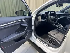 2022 Audi A3L Limousine 35 TFSI Fashion, белый — фото 4