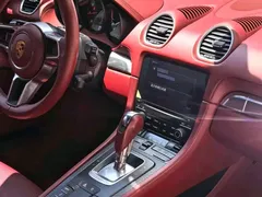 2022 Porsche 718 Cayman 2.0T — фото 6