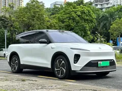 2023 Nio ES8 75kWh Executive, белый — фото 3