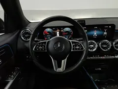 2023 Mercedes-Benz GLB 220 4MATIC, чёрный — фото 11