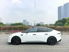 2022 Nio ET5 75kWh, белый — фото 18