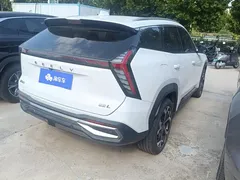 2023 Geely Atlas 1.5TD DCT, белый — фото 3