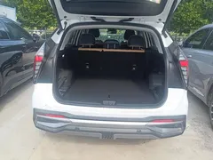 2023 Geely Atlas 1.5TD DCT, белый — фото 4
