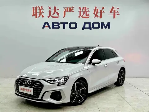 2022 Audi A3 Sportback 35 TFSI Fashion Sport