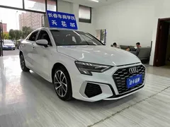 2022 Audi A3L Limousine 35 TFSI, белый — фото 3
