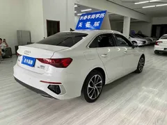 2022 Audi A3L Limousine 35 TFSI, белый — фото 6