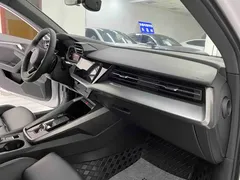 2022 Audi A3L Limousine 35 TFSI, белый — фото 11
