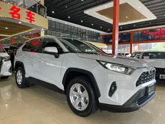 2023 Toyota RAV4 2.0L CVT 2WD, белый — фото 3