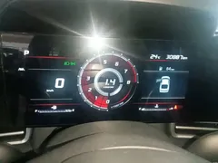 2022 Hyundai Elantra 1.5L CVT LUX Premium, белый — фото 12