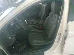 2022 Hyundai Elantra 1.5L CVT LUX Premium, белый — фото 15