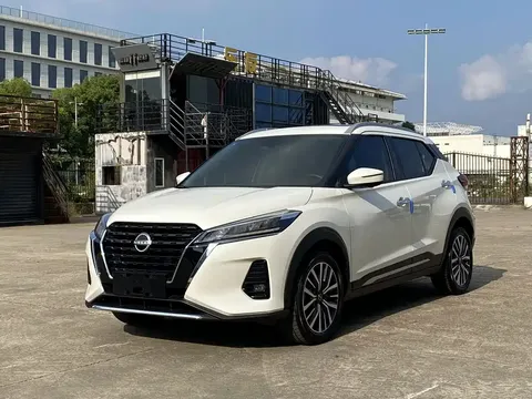2023 Nissan Kicks 1.5L Luxury