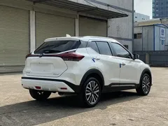 2023 Nissan Kicks 1.5L Luxury, белый — фото 5
