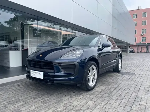 2022 Porsche Macan 2.0T