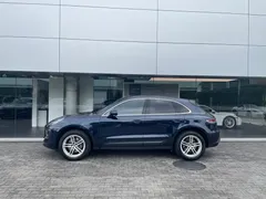 2022 Porsche Macan 2.0T, синий — фото 3