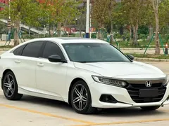 2022 Honda Accord 260TURBO Premium, белый — фото 2