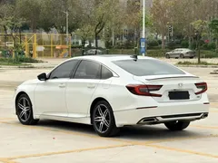 2022 Honda Accord 260TURBO Premium, белый — фото 6