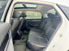 2022 Honda Accord 260TURBO Premium, белый — фото 17