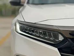 2022 Honda Accord 260TURBO Premium, белый — фото 25