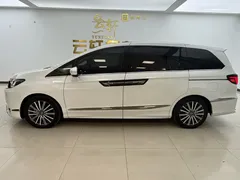 2022 Honda Elysion 2.0L e:HEV, белый — фото 4