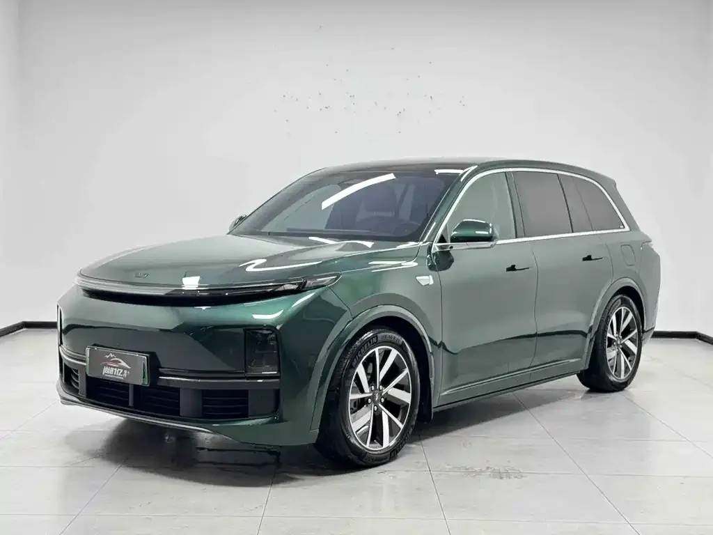 2023 Li Auto L8
