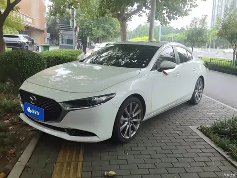 2023 Mazda 3 2.0L