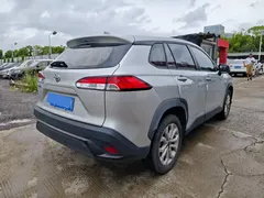 2022 Toyota Frontlander 2.0L CVT Elite — фото 6