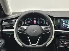 2023 Volkswagen Passat 330TSI Luxury, чёрный — фото 8