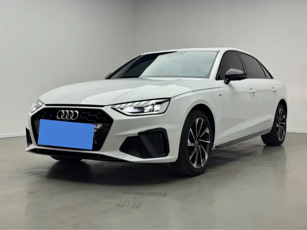 2023 Audi A4L 40 TFSI Luxury Dynamic