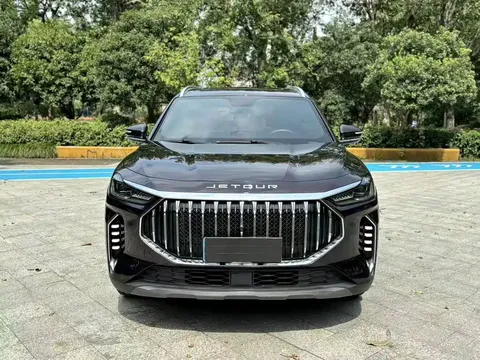 2023 Jetour X70 PLUS 1.5T DCT PLUS 5