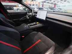 2025 Xiaomi SU7 Ultra Ultra, зелёный — фото 11