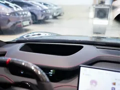 2025 Xiaomi SU7 Ultra Ultra, зелёный — фото 18