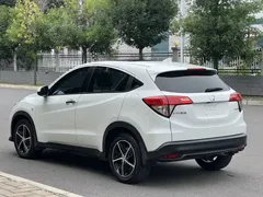 2020 Honda Vezel 1.5L CVT Pioneer, белый — фото 13