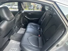 2022 Toyota Avalon Hybrid 2.5L Luxury — фото 11