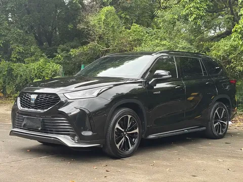 2021 Toyota Crown Kluger 2.5L HEV 4WD Luxury