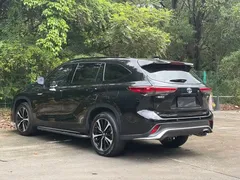 2021 Toyota Crown Kluger 2.5L HEV 4WD Luxury, чёрный — фото 4