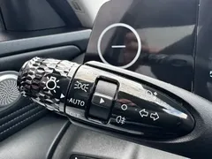 2023 Hyundai Elantra 1.5L CVT LUX Premium, синий — фото 20