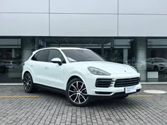 2023 Porsche Cayenne 3.0T Platinum Edition, белый — фото 14