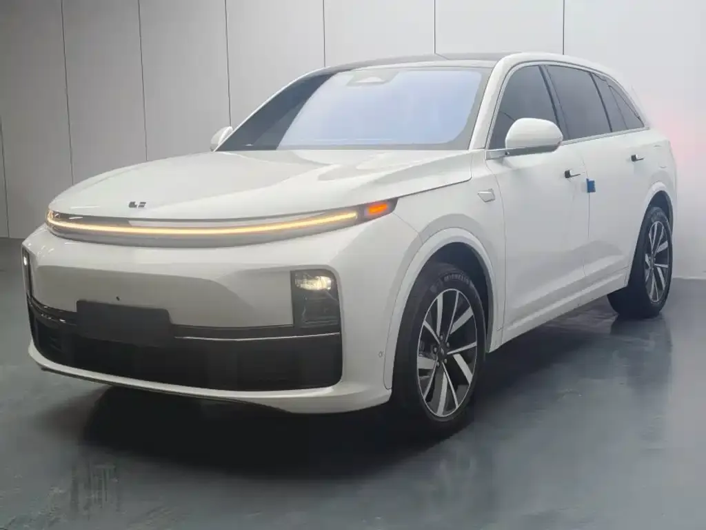 2023 Li Auto L7 Pro