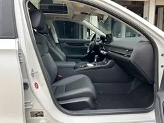 2022 Honda Civic 240TURBO CVT, белый — фото 11