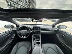 2021 Toyota Avalon 2.5L Luxury, чёрный — фото 16