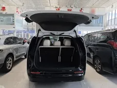 2024 Li Auto MEGA Ultra, белый — фото 19
