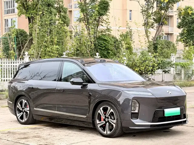 2026 Nio ES8 7-seat Executive Luxury
